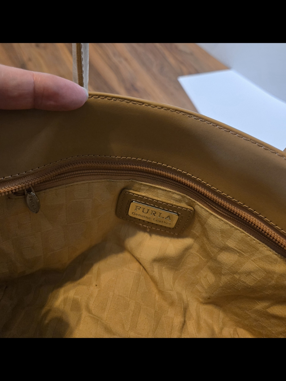 Furla Classic Shoulder Bag in Light Brown - Picture 8 of 12